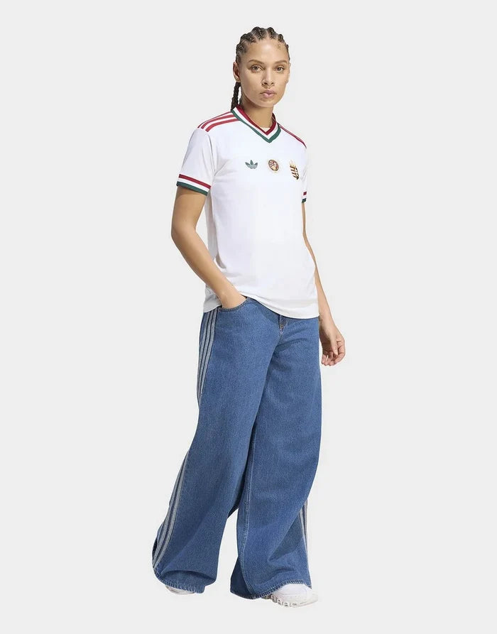 https://cdn.shopify.com/s/files/1/0911/7686/1985/files/jd_JZ6988_b.webp?v=1774525989