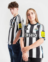 https://classic-football-jerseys.com/cdn/shop/files/jd_757335_a.webp?v=1751985452&width=950